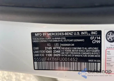 2015 Mercedes-Benz C 300 4Matic из США, поврежденный, VIN 55SWF4KB6FU001452